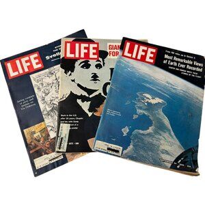 Vintage Life Magazine Bundle: 1965-1972 Editions Svetlana Stalin Jerusalem Charl